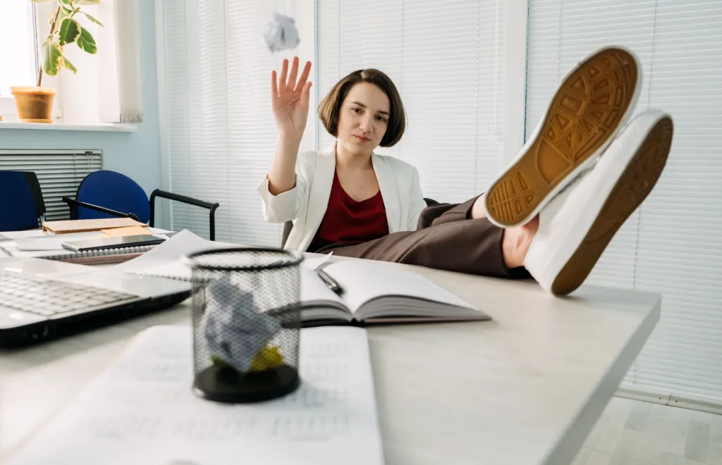 3 reasons why you think your colleague does nothing all day